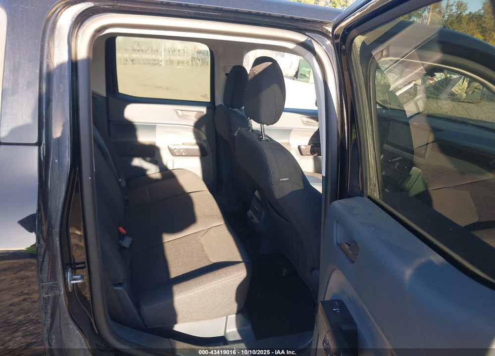 2025 FORD MAVERICK XL VIN: 3FTTW8A37SRA34801