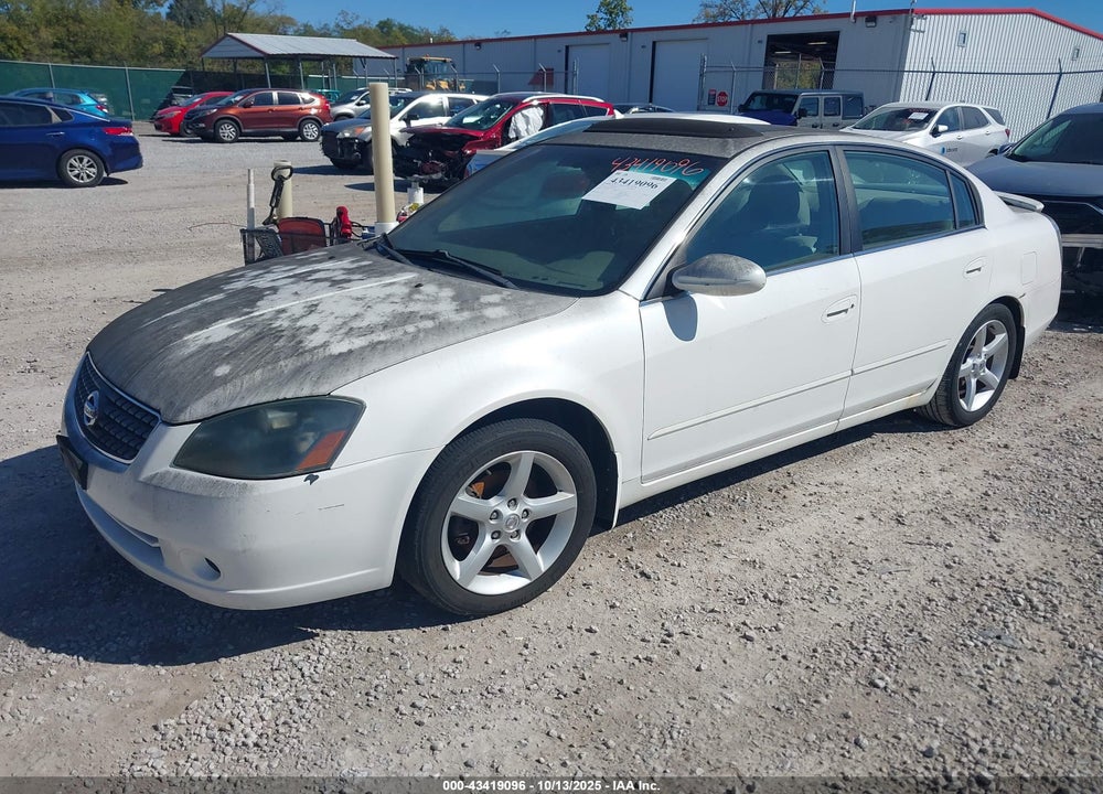 2005 NISSAN ALTIMA VIN: 1N4BL11E65N480562