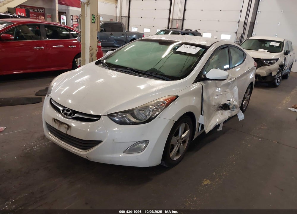 2013 HYUNDAI ELANTRA VIN: 5NPDH4AE3DH316075