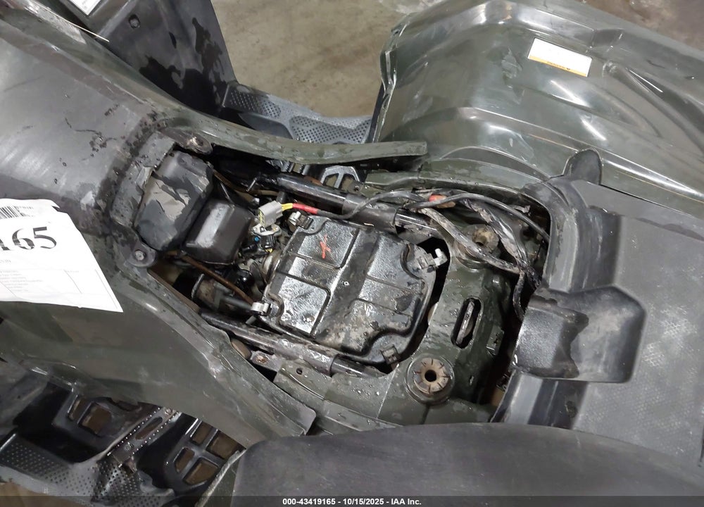 2025 HONDA TRX520 FM VIN: 1HFTE4405SJ101411