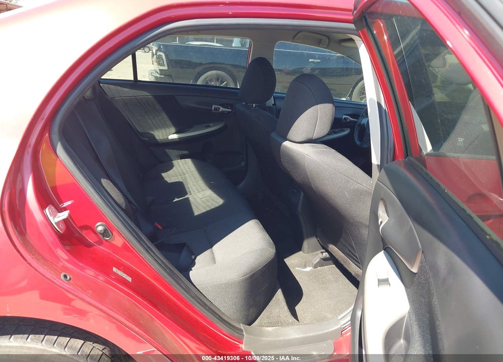 2010 TOYOTA COROLLA S VIN: 1NXBU4EE0AZ276581