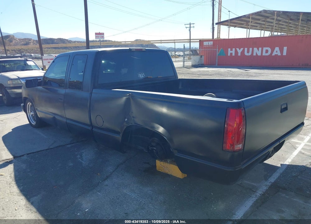 1998 CHEVROLET C1500 FLEETSIDE VIN: 2GCEC19R5W1223149