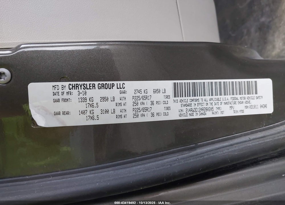 2010 VOLKSWAGEN ROUTAN SE VIN: 2V4RW3D12AR280205