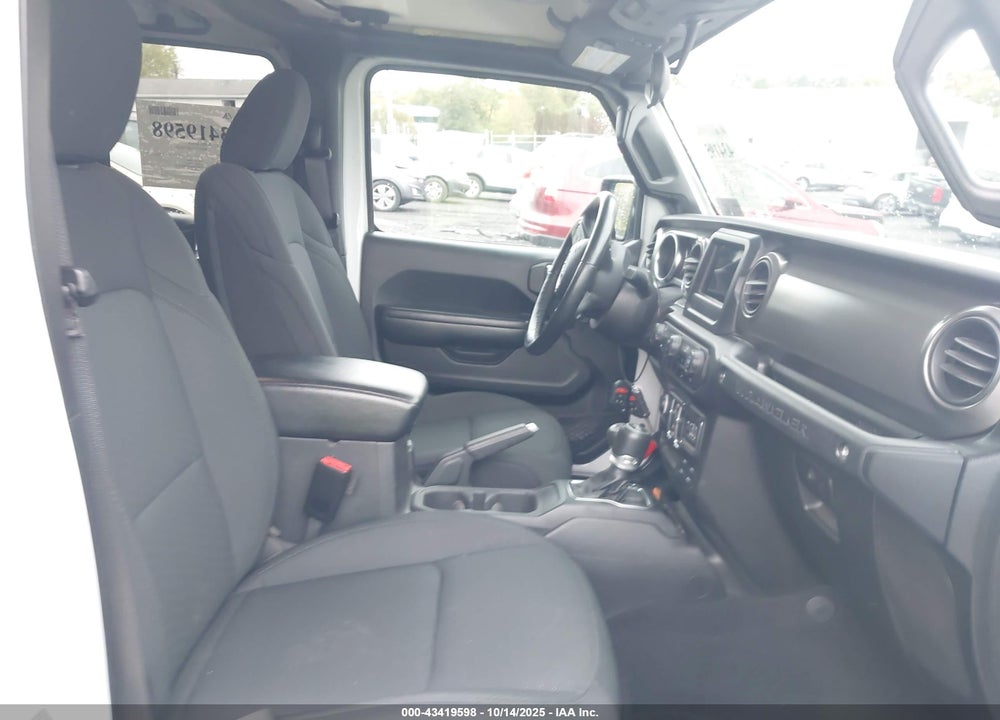 2021 JEEP WRANGLER UNLIMITED VIN: 1C4HJXDG0MW731143