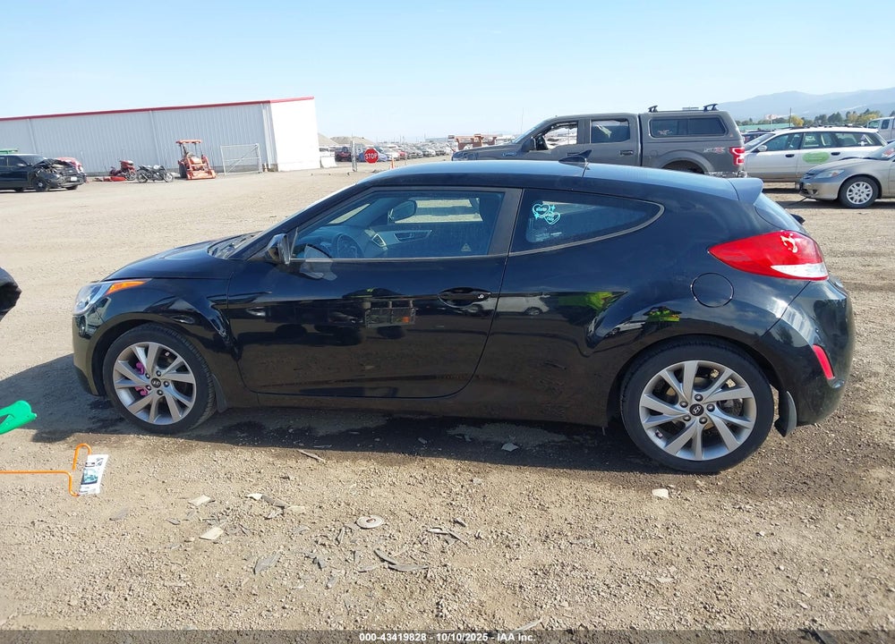 2016 HYUNDAI VELOSTER VIN: KMHTC6AD1GU292457