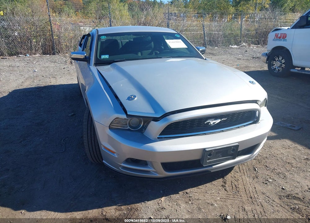 2014 FORD MUSTANG VIN: 1ZVBP8AM2E5311716