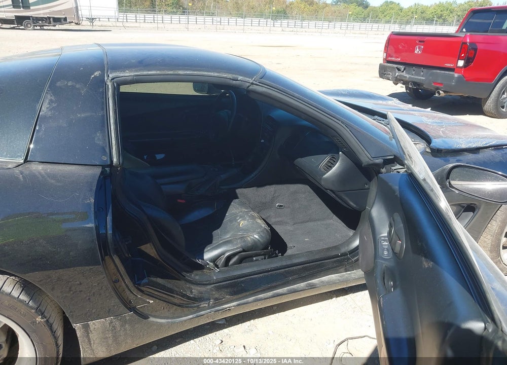 1997 CHEVROLET CORVETTE VIN: 1G1YY22G7V5107714