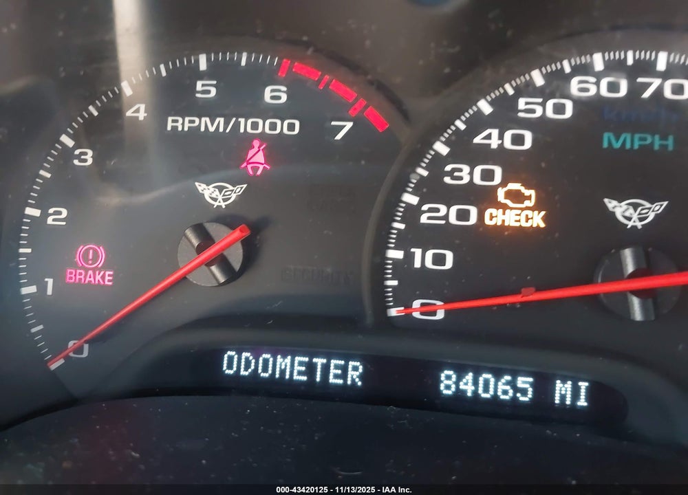1997 CHEVROLET CORVETTE VIN: 1G1YY22G7V5107714