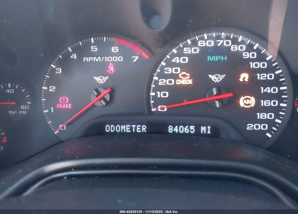 1997 CHEVROLET CORVETTE VIN: 1G1YY22G7V5107714