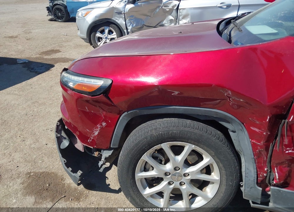 2016 JEEP CHEROKEE LATITUDE VIN: 1C4PJLCS3GW282460
