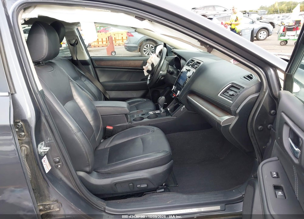 2019 SUBARU OUTBACK 3.6R LIMITED VIN: 4S4BSENC4K3351011