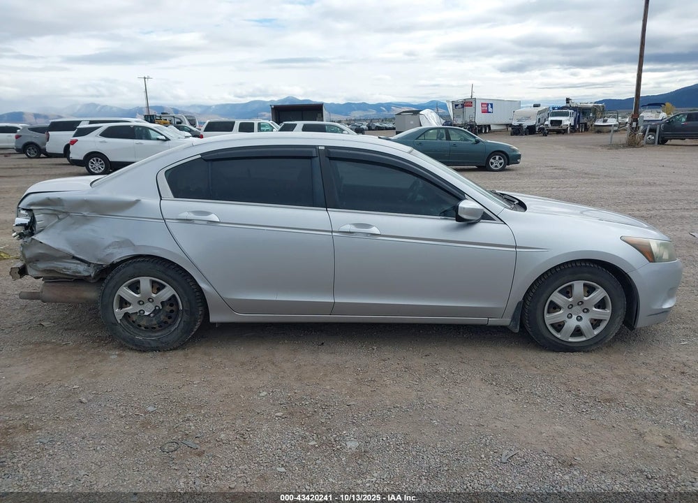 2010 HONDA ACCORD 2.4 LX VIN: 1HGCP2F31AA117105