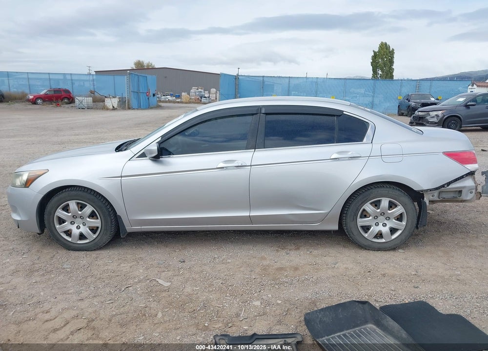 2010 HONDA ACCORD 2.4 LX VIN: 1HGCP2F31AA117105