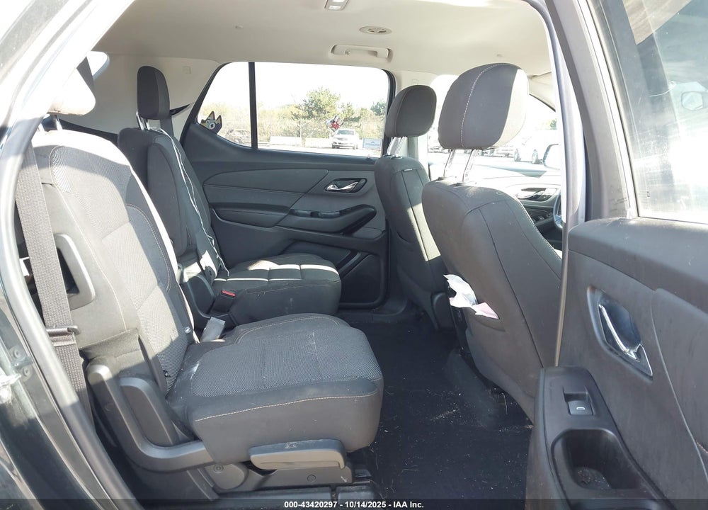 2018 CHEVROLET TRAVERSE VIN: 1GNEVGKW9JJ226820