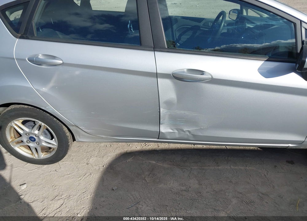 2018 FORD FIESTA VIN: 3FADP4EJ6JM122114