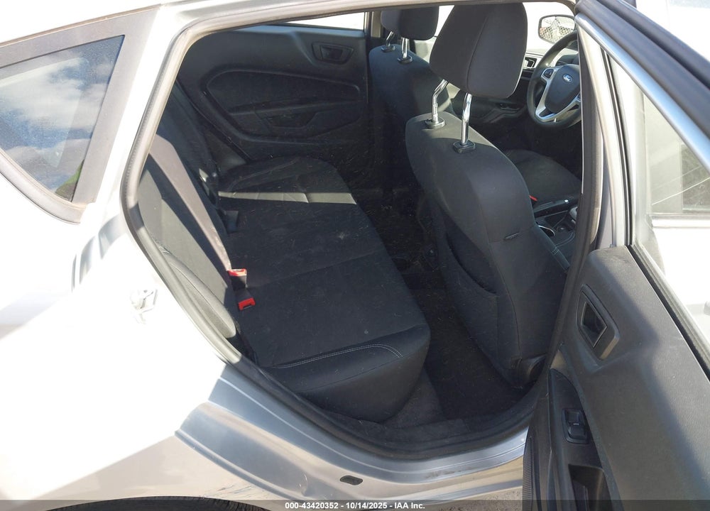 2018 FORD FIESTA VIN: 3FADP4EJ6JM122114