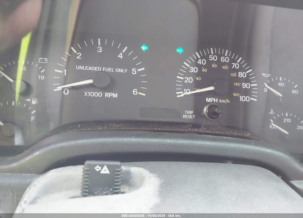 1999 JEEP CHEROKEE CLASSIC/SPORT VIN: 1J4FF68S0XL509171