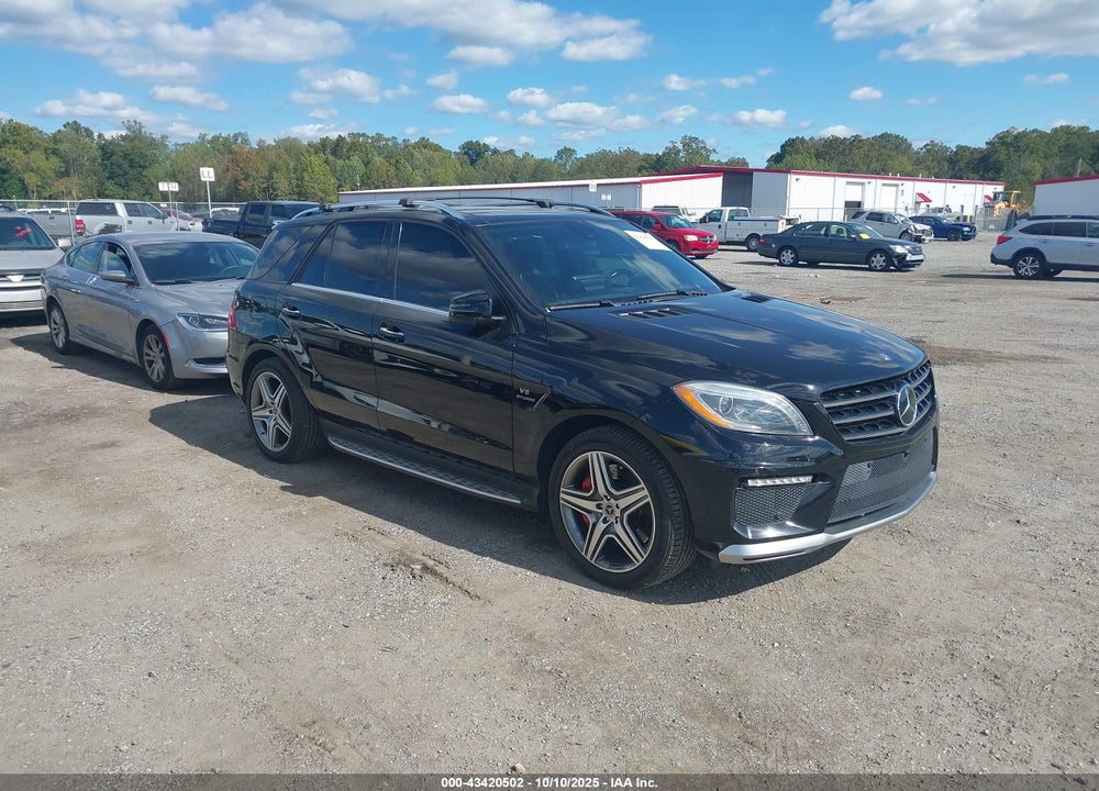 2014 MERCEDES-BENZ ML 63 AMG 4MATIC VIN: 4JGDA7EB7EA313481