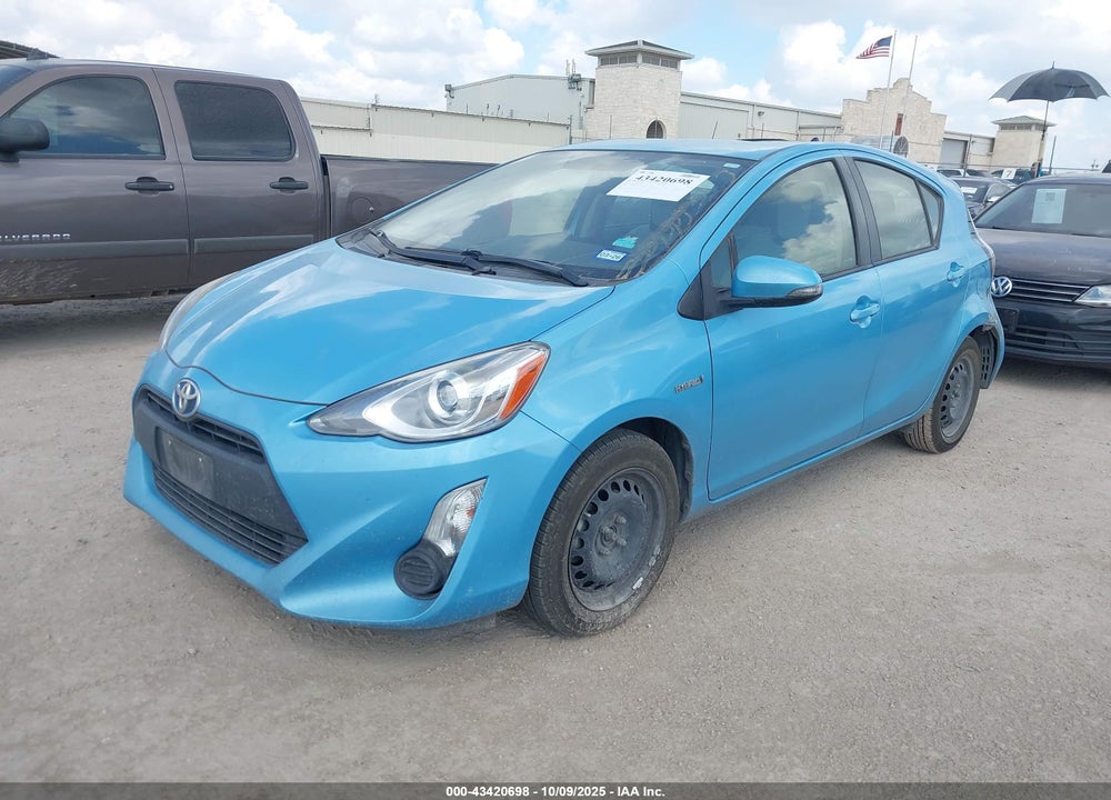 2015 TOYOTA PRIUS C VIN: JTDKDTB3XF1106433