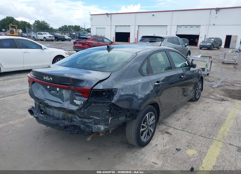 2022 KIA FORTE VIN: 3KPF24AD3NE457994
