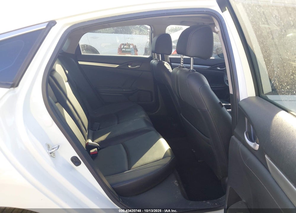 2018 HONDA CIVIC VIN: JHMFC1F8XJX013706