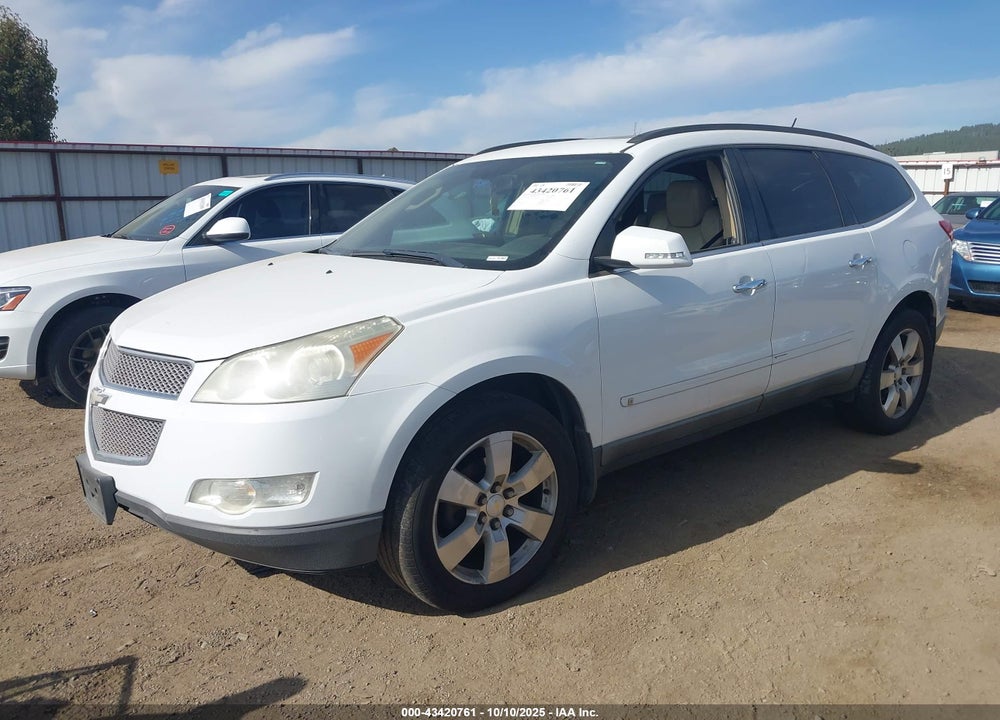 2009 CHEVROLET TRAVERSE VIN: 1GNEV33D19S154510