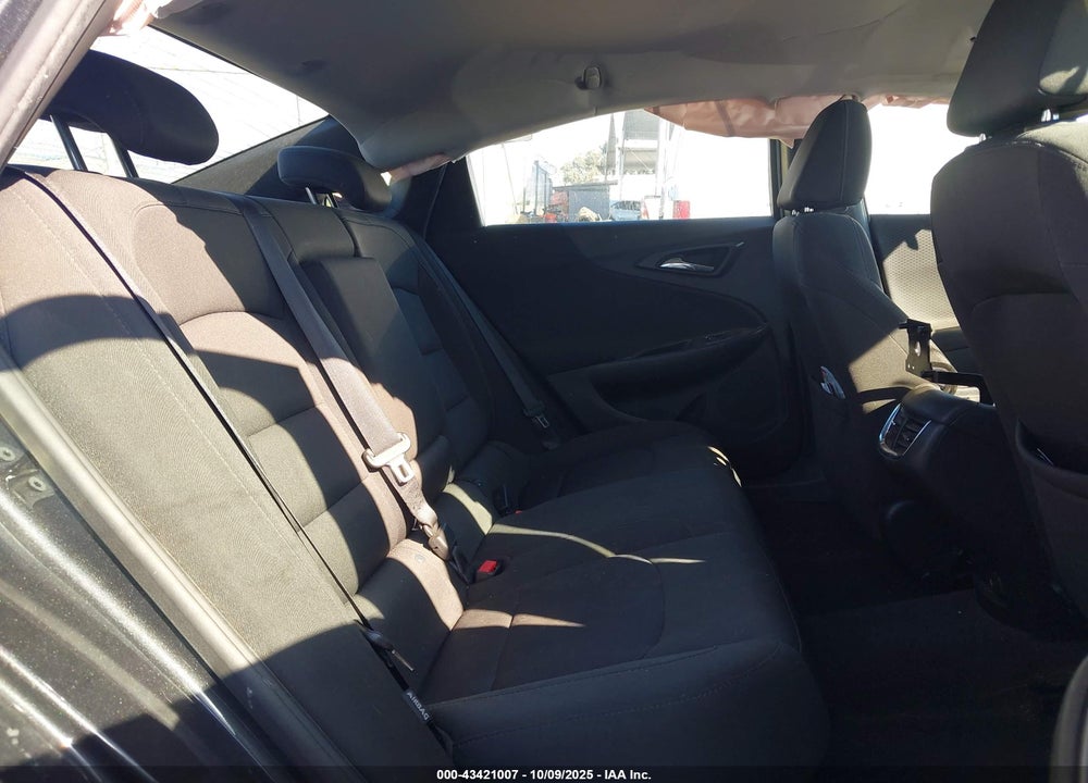 2018 CHEVROLET MALIBU LT VIN: 1G1ZD5ST9JF254975