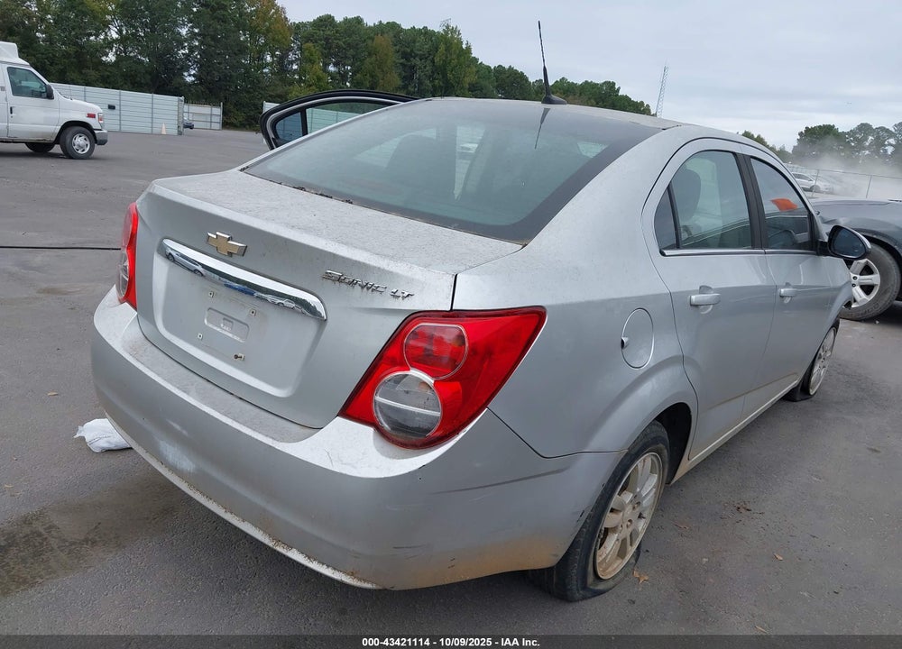 2014 CHEVROLET SONIC VIN: 1G1JC5SG3E4129135