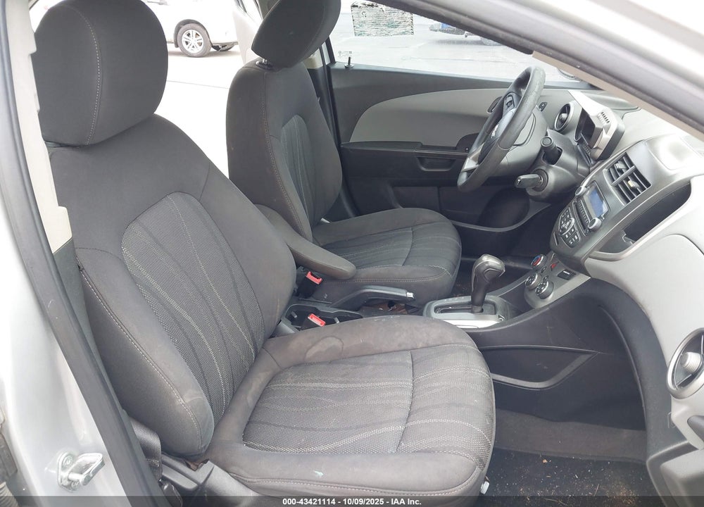 2014 CHEVROLET SONIC VIN: 1G1JC5SG3E4129135
