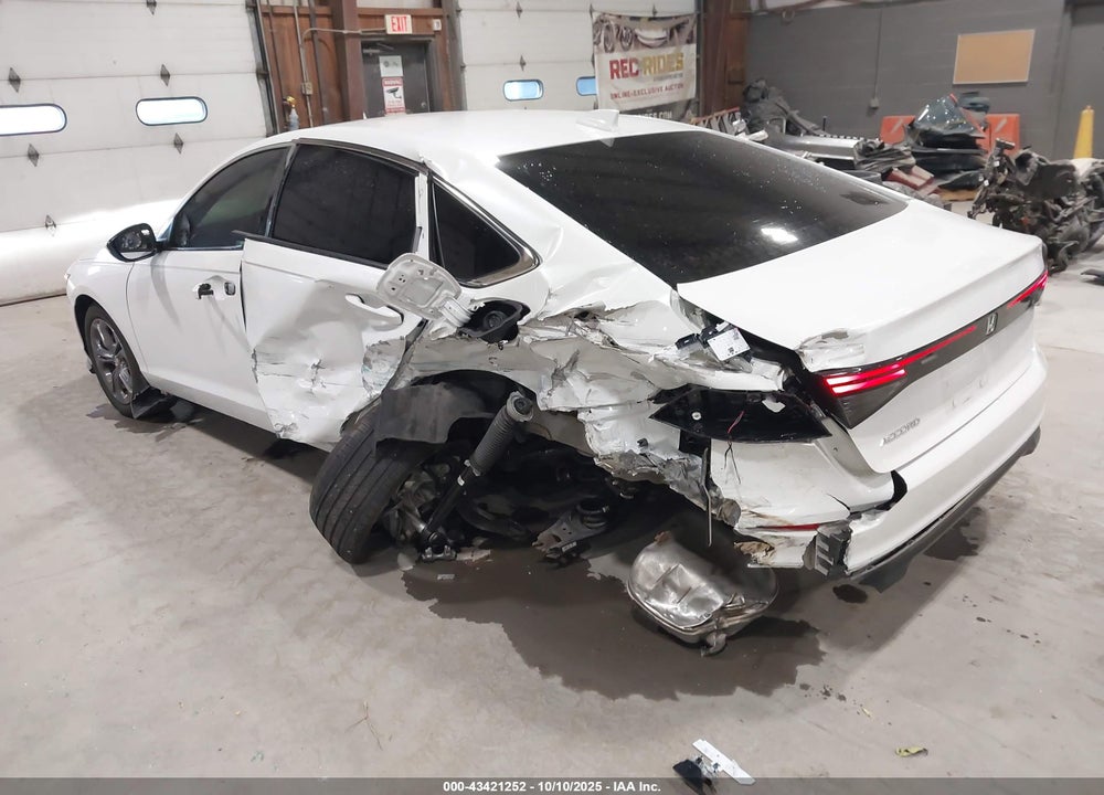 2024 HONDA ACCORD EX VIN: 1HGCY1F34RA065195