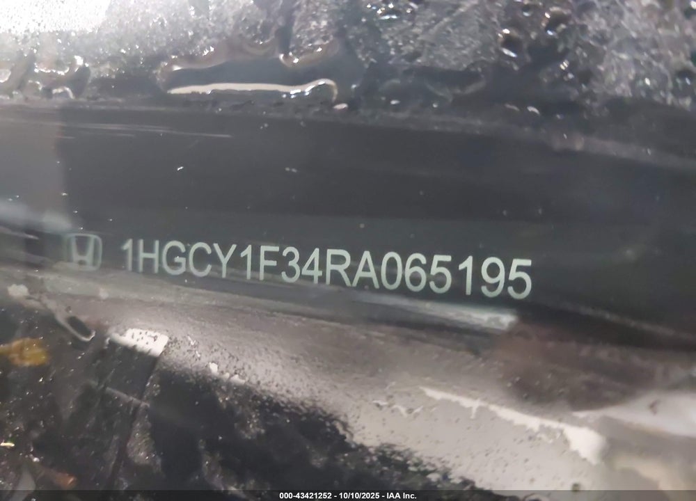 2024 HONDA ACCORD EX VIN: 1HGCY1F34RA065195