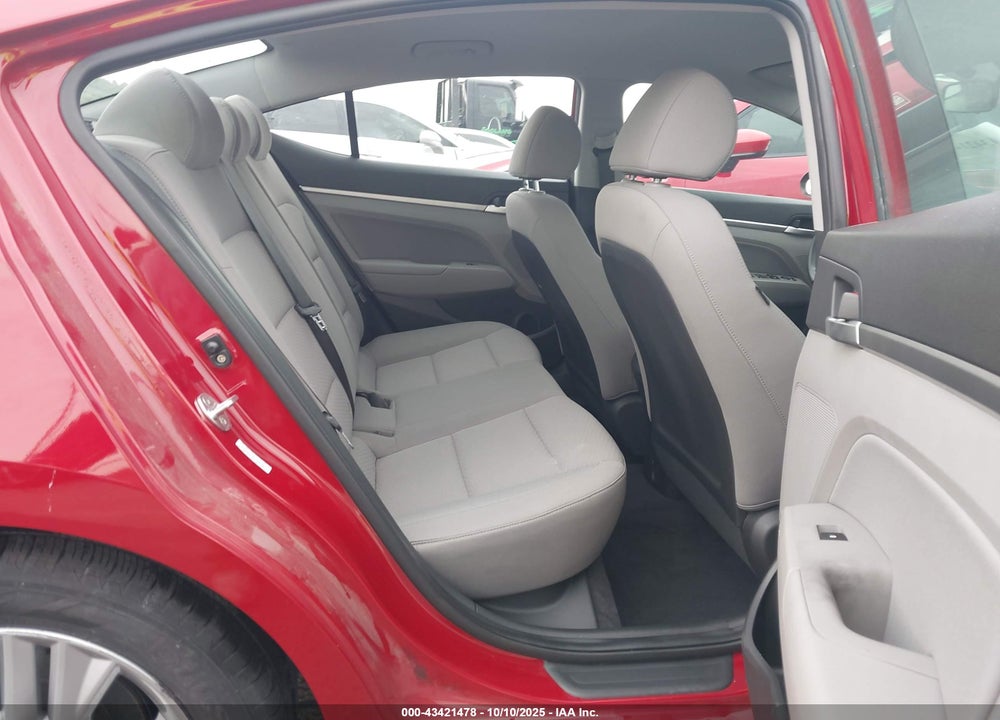 2020 HYUNDAI ELANTRA VIN: KMHD84LF8LU022290