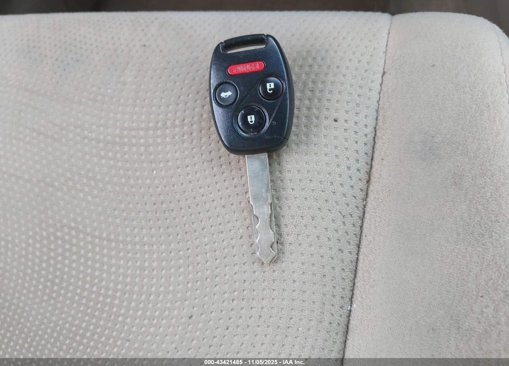 2010 HONDA ACCORD VIN: 1HGCP2F78AA009857