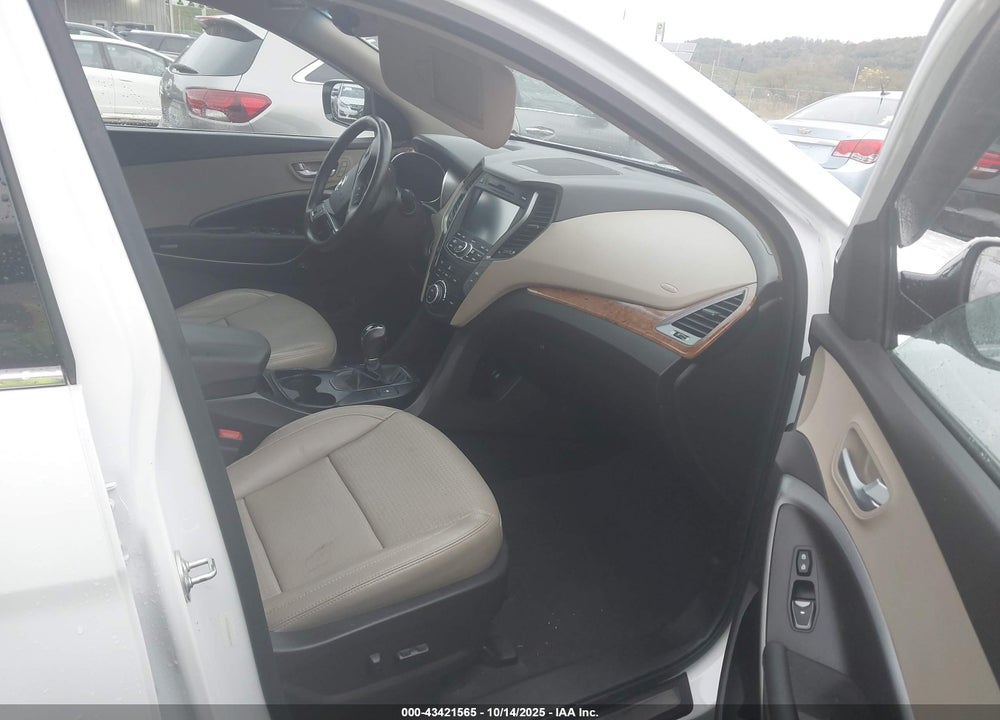 2014 HYUNDAI SANTA FE SPORT 2.4L VIN: 5XYZU3LB5EG225784