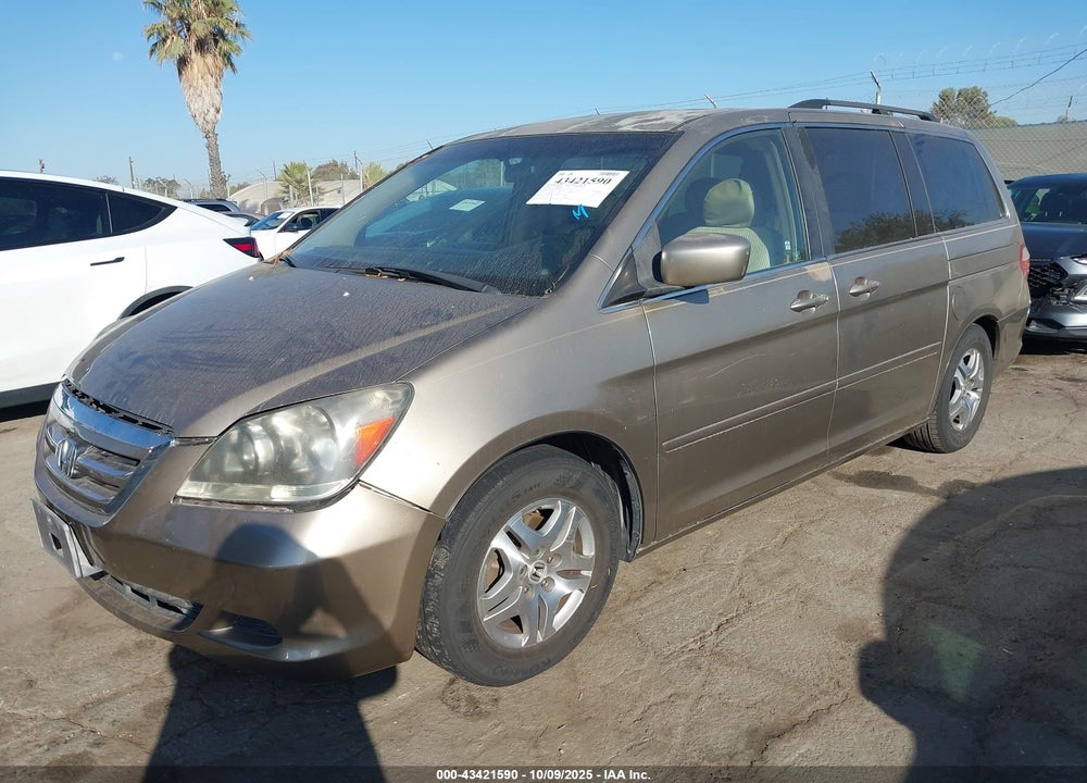 2005 HONDA ODYSSEY EX VIN: 5FNRL38425B012621