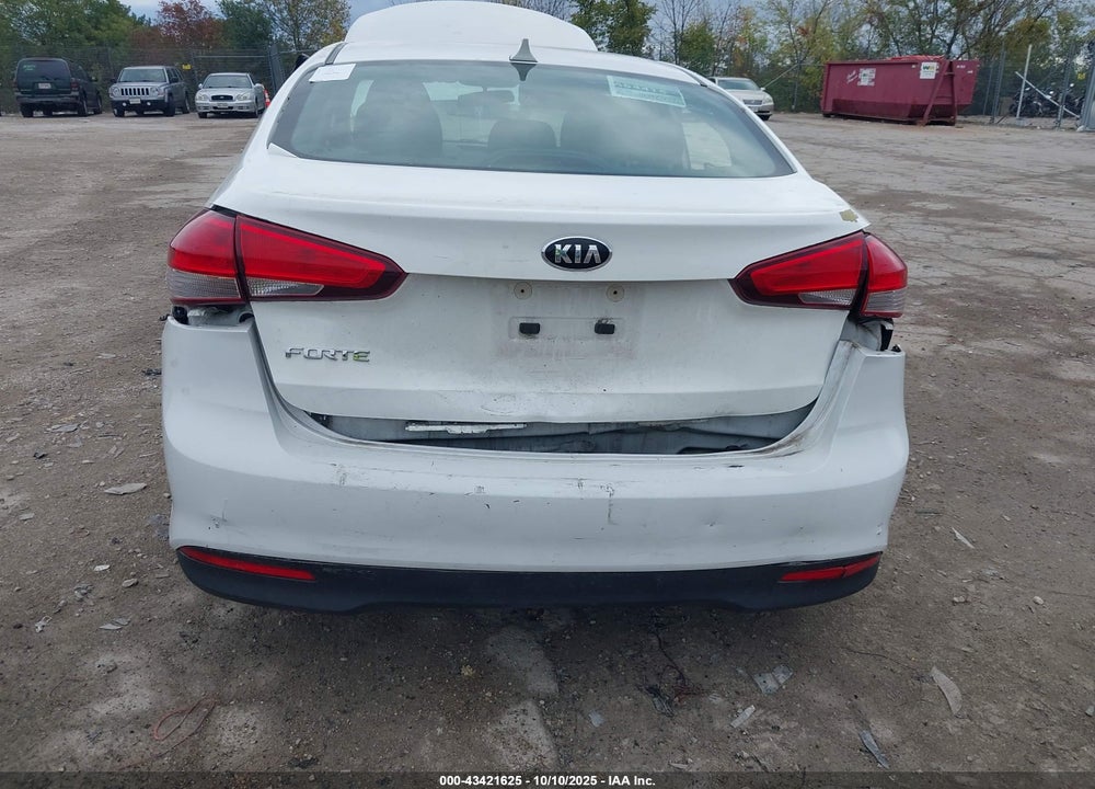 2017 KIA FORTE LX VIN: 3KPFK4A70HE063092