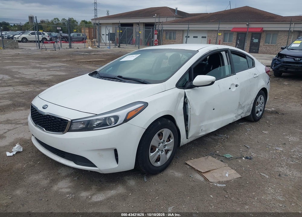 2017 KIA FORTE LX VIN: 3KPFK4A70HE063092
