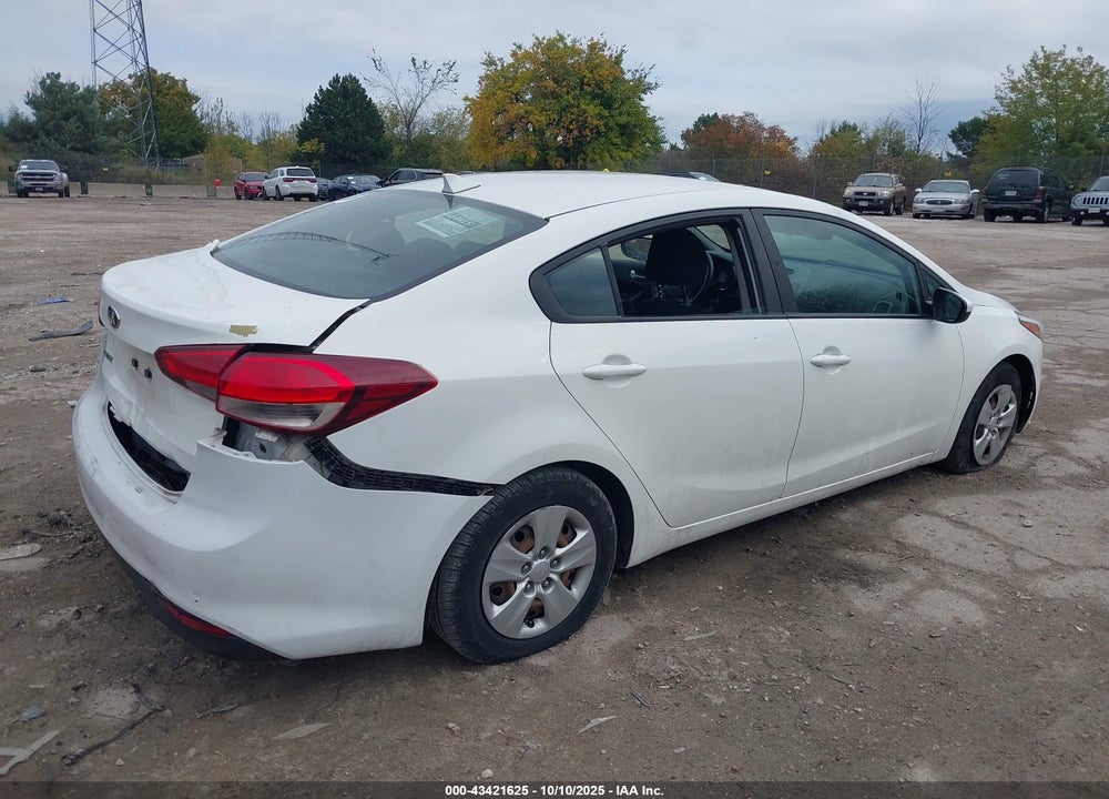 2017 KIA FORTE LX VIN: 3KPFK4A70HE063092