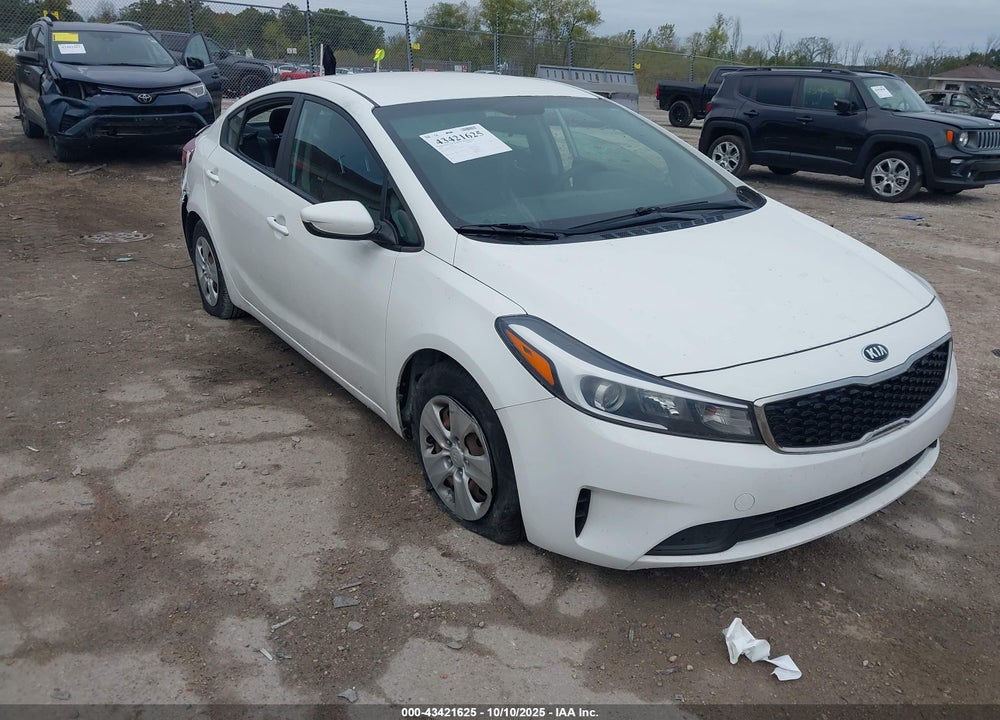 2017 KIA FORTE LX VIN: 3KPFK4A70HE063092