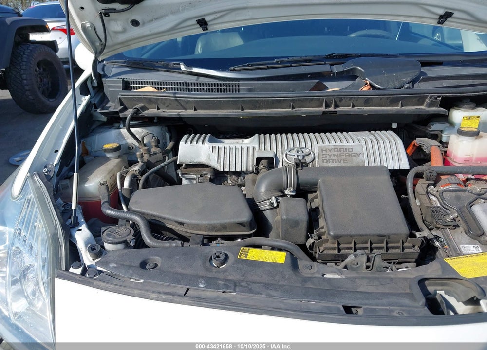 2011 TOYOTA PRIUS TWO VIN: JTDKN3DU7B0302476