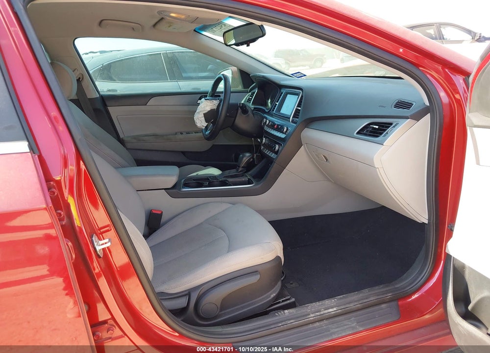 2018 HYUNDAI SONATA SEL VIN: 5NPE34AF5JH637235