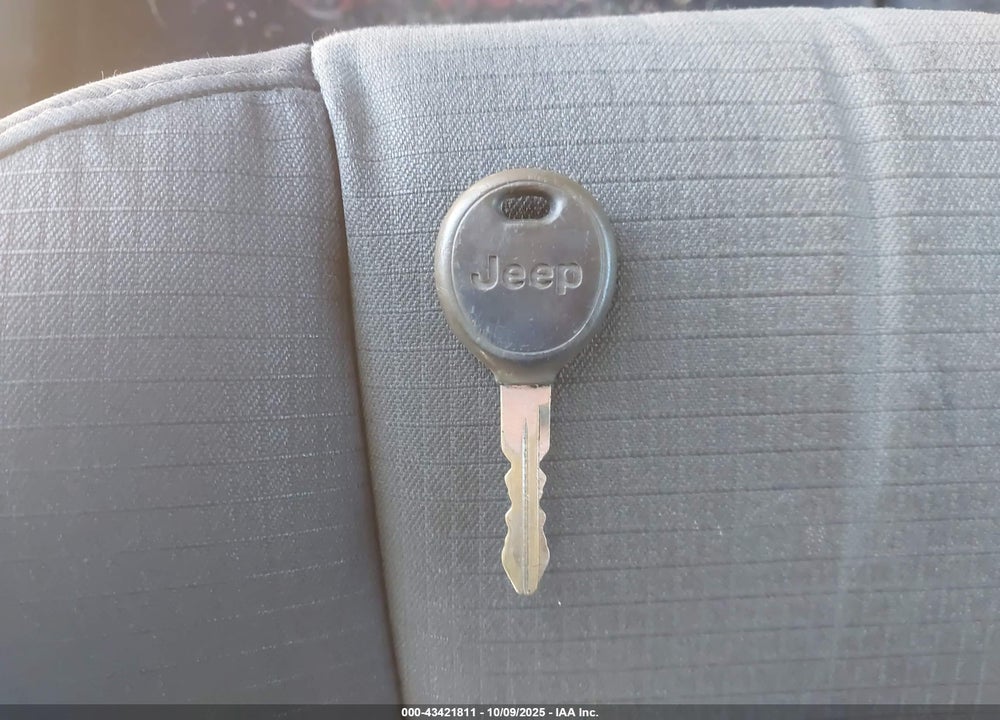 2005 JEEP TJ UNLIMITED VIN: 1J4FA44S95P329055
