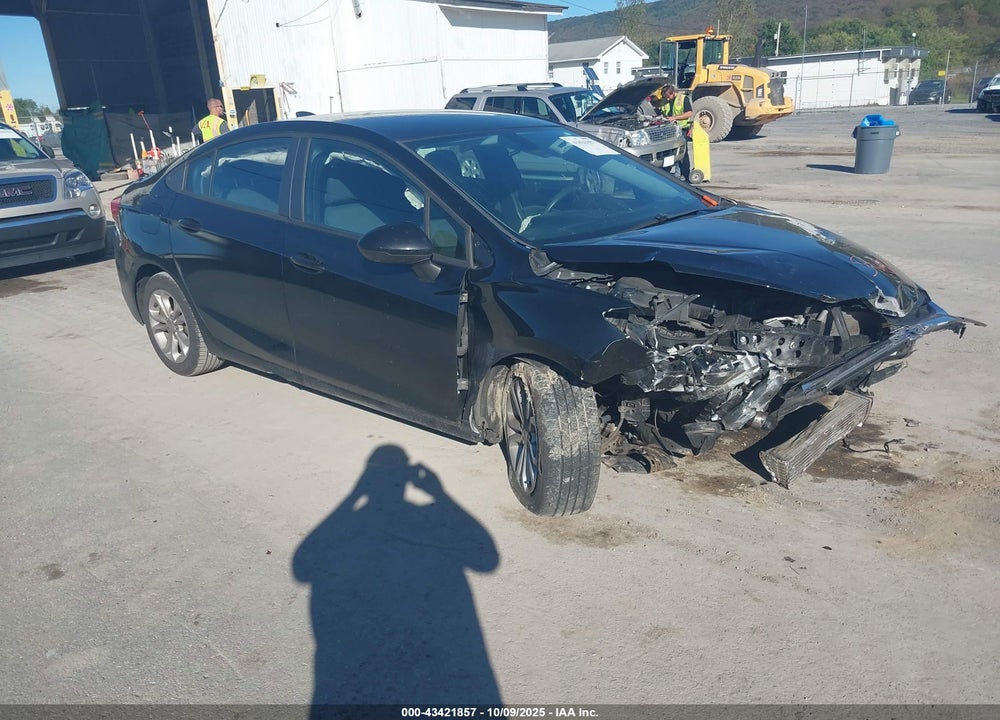 2019 CHEVROLET CRUZE LS VIN: 1G1BC5SM3K7152659