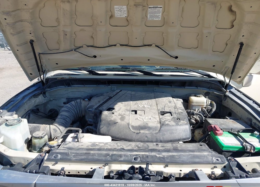 2008 TOYOTA FJ CRUISER VIN: JTEBU11F38K047685