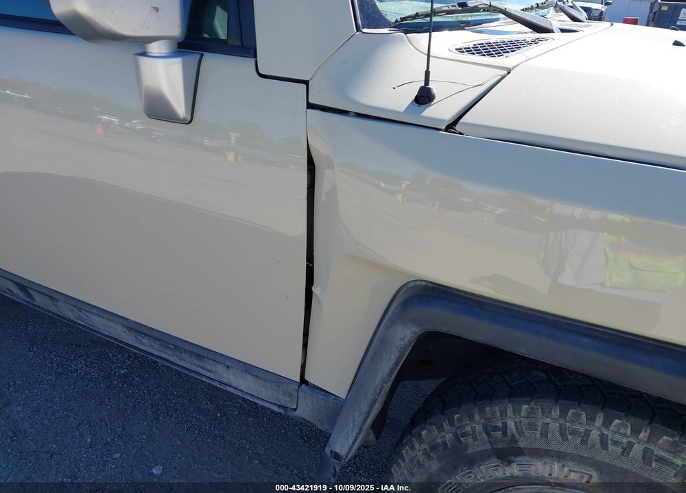 2008 TOYOTA FJ CRUISER VIN: JTEBU11F38K047685
