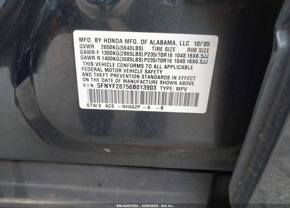 2006 HONDA PILOT EX-L VIN: 5FNYF28756B013903