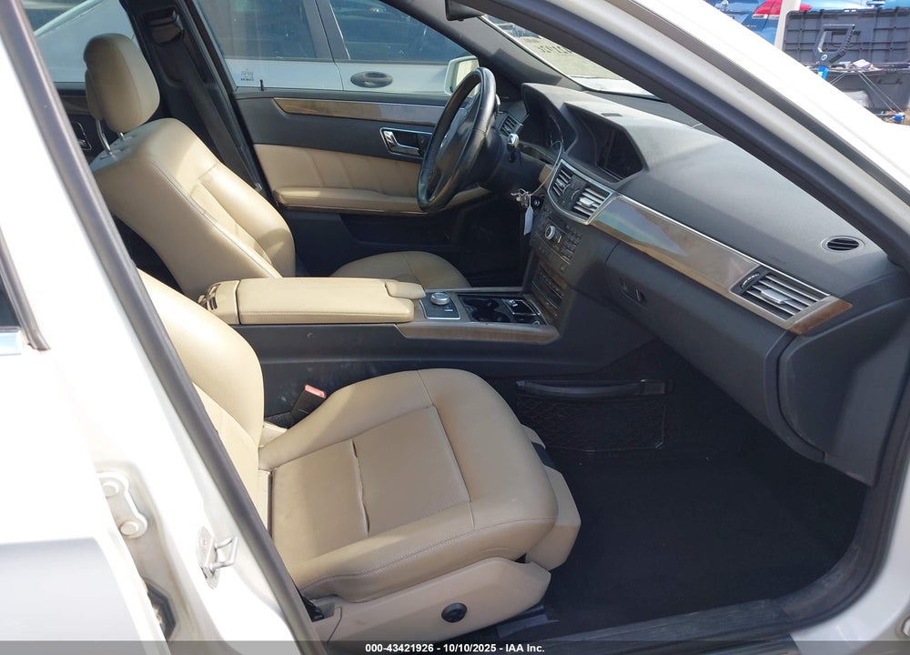 2010 MERCEDES-BENZ E 350 4MATIC VIN: WDDHF8HB1AA153798