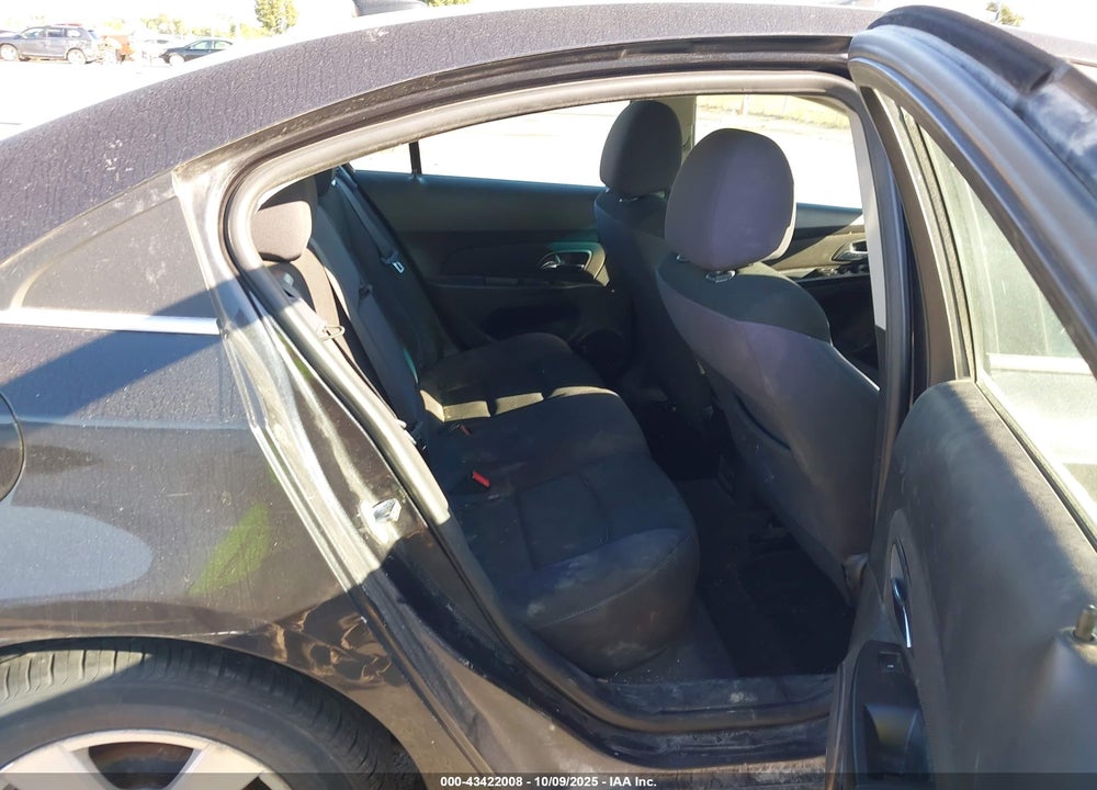 2014 CHEVROLET CRUZE VIN: 1G1PC5SB0E7215077