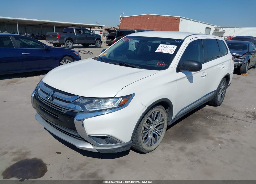 2018 MITSUBISHI OUTLANDER VIN: JA4AD2A38JZ059009
