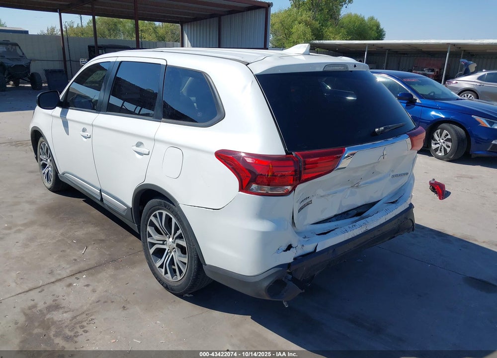 2018 MITSUBISHI OUTLANDER VIN: JA4AD2A38JZ059009